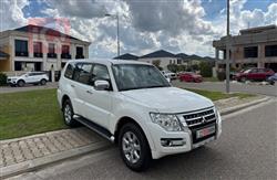 ميتسوبيشي باجيرو